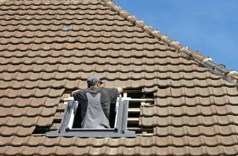 Pose de velux - Neuf-Église